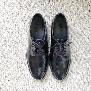 COS Black Leather Almond-Toe Oxford Shoes Size 39 / 8